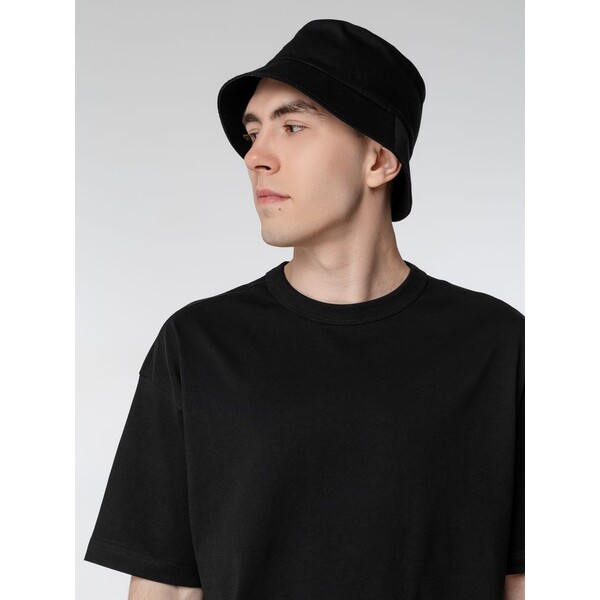 G-03806381L
