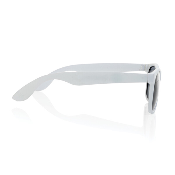 XI-P453.893