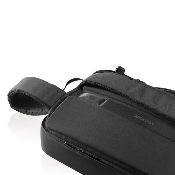 XI-P705.921
