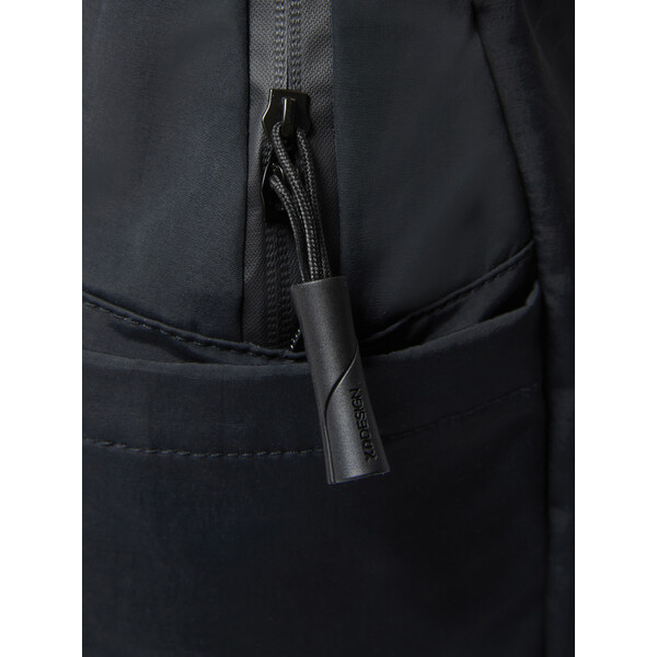XI-P706.3001